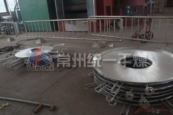 盤(pán)式干燥機