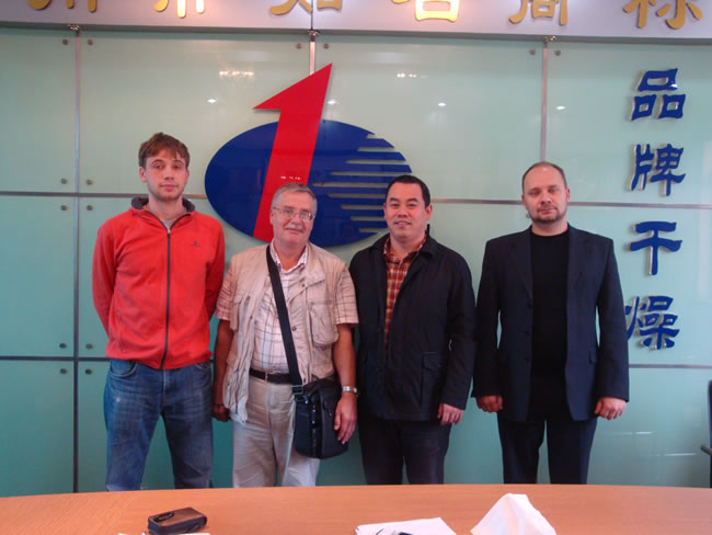 外國客戶(hù)來(lái)廠(chǎng)考察